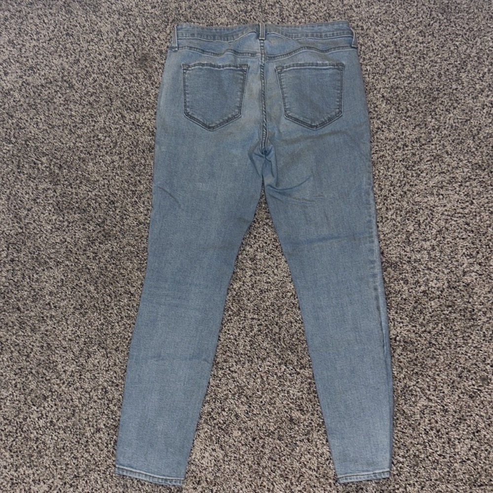 OLD NAVY jeans - Picture 3 of 3